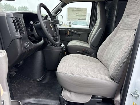 New 2025 Chevrolet Express 2500 w/ Driver Convenience Package RWD image 9