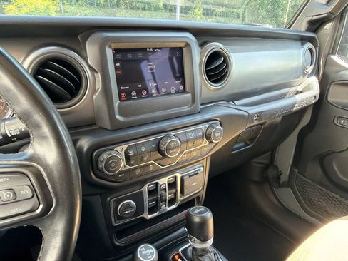Used 2022 Jeep Wrangler Unlimited Sport AWD/4WD image 65