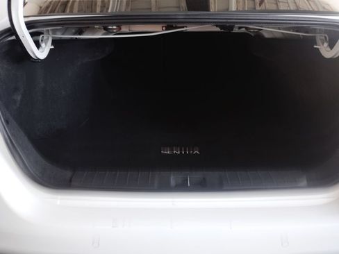 Used 2024 Nissan Sentra S FWD image 17