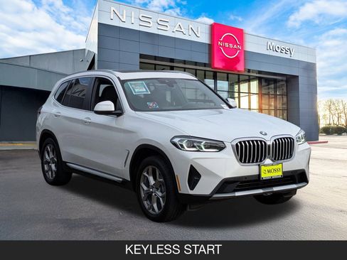 Used 2024 BMW X3 xDrive30i image 2