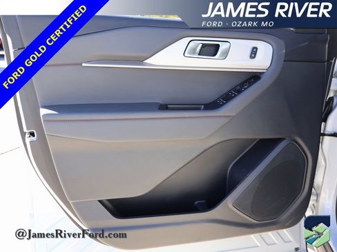 Certified 2025 Ford Explorer Active image 22