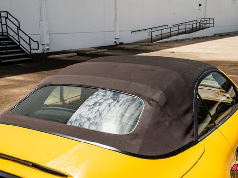 Used 2006 Porsche 911 Carrera 4S image 32