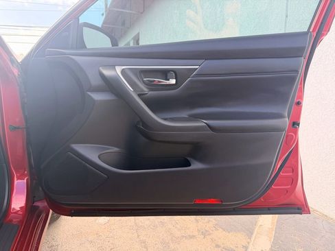 Used 2016 Nissan Altima 2.5 SL w/ 2.5 Technology w/LED Package image 23