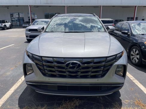 Used 2022 Hyundai Tucson Limited AWD/4WD image 2