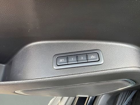 Used 2016 Chevrolet Suburban LTZ AWD/4WD image 11