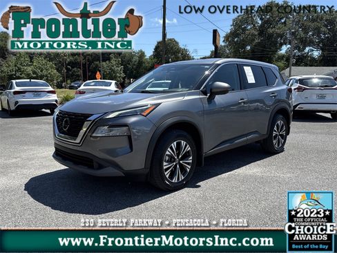 Used 2021 Nissan Rogue SV image 1