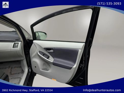 Used 2010 Toyota Prius Five FWD image 15