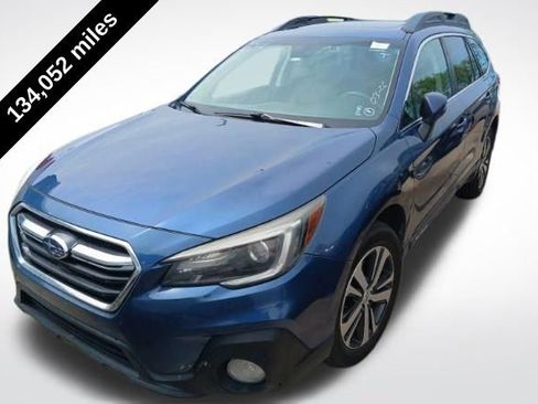 Used 2019 Subaru Outback 2.5i Limited AWD/4WD image 2