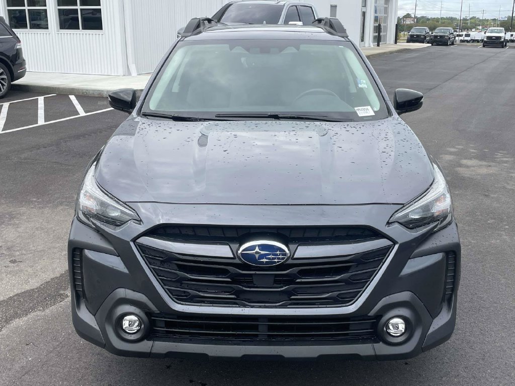 Used 2025 Subaru Outback Onyx Edition AWD/4WD image 8