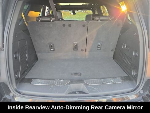 Used 2022 GMC Yukon Denali w/ Denali Premium Package image 29