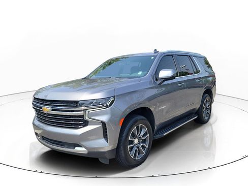Used 2022 Chevrolet Tahoe LT w/ LT Signature Package RWD image 4