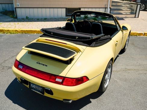 Used 1997 Porsche 911 Carrera RWD image 5