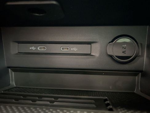 New 2026 Volkswagen Taos SE image 27