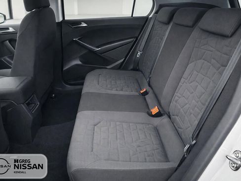 Used 2021 Volkswagen Passat 2.0T S FWD image 9