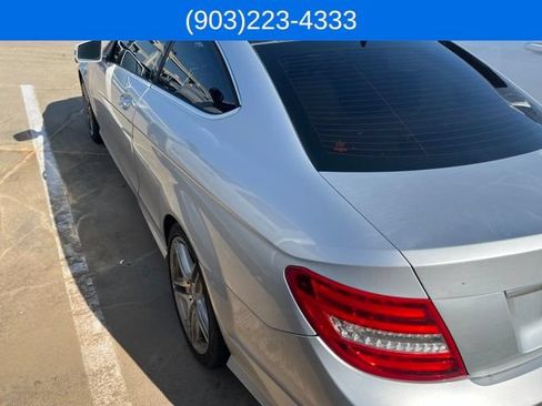 Used 2012 Mercedes-Benz C 250 Coupe image 4