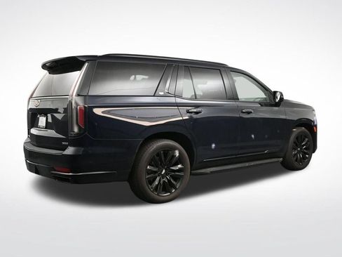Used 2021 Cadillac Escalade Sport w/ Driver Assist Tech Package AWD/4WD image 5