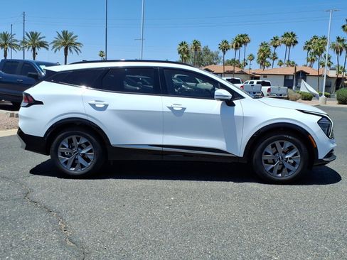 Used 2024 Kia Sportage SX FWD image 8