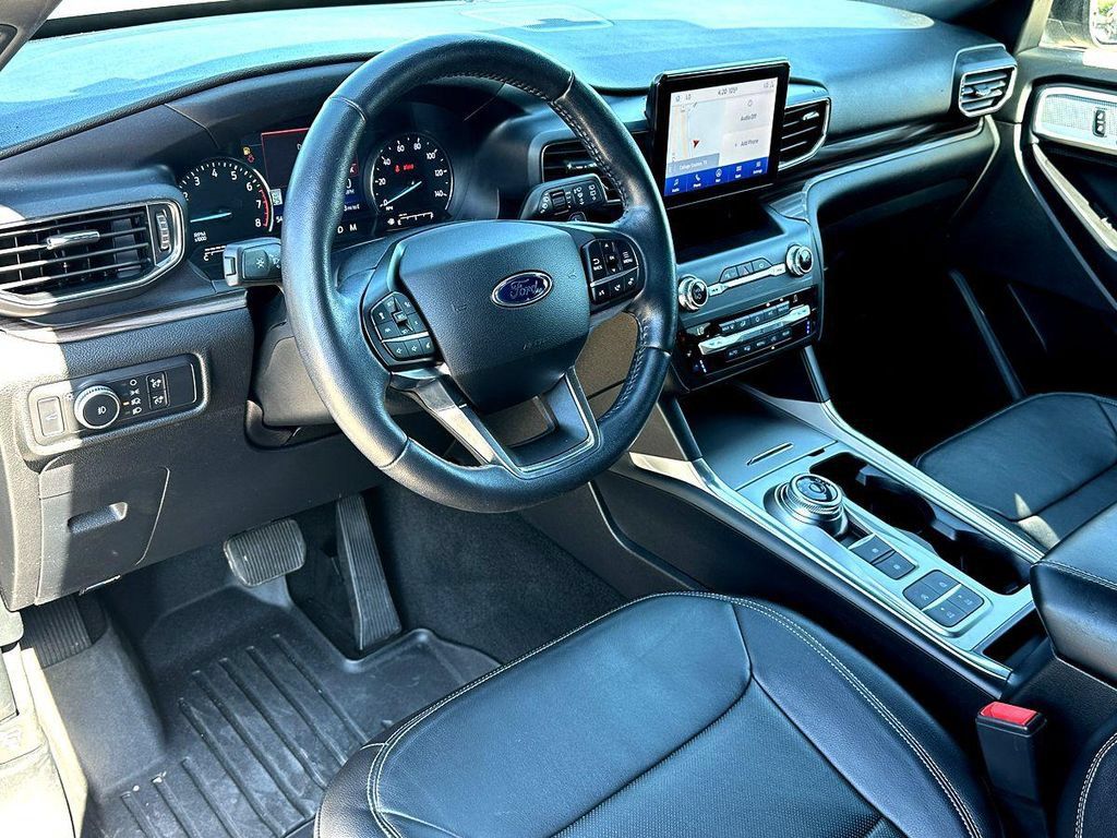 Used 2020 Ford Explorer Limited RWD image 14