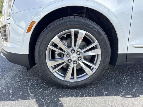 New 2026 Cadillac XT5 Premium Luxury w/ Driver Assist Package FWD image 10