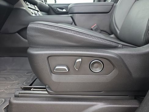 Used 2023 GMC Yukon XL Denali w/ LPO, Floor Liner Package image 33