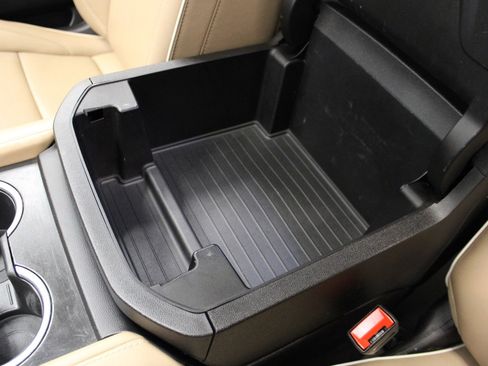 Used 2023 Chevrolet Tahoe Premier image 42