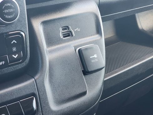 Used 2023 RAM ProMaster 2500 image 27