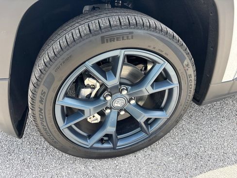 New 2026 Jeep Cherokee Limited AWD/4WD image 33