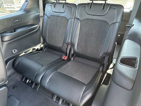 New 2025 Jeep Grand Cherokee L Altitude AWD/4WD image 19