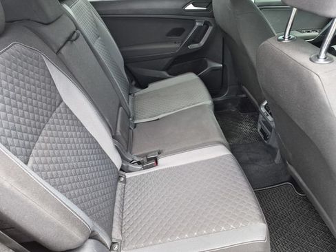 Used 2021 Volkswagen Tiguan S FWD image 25