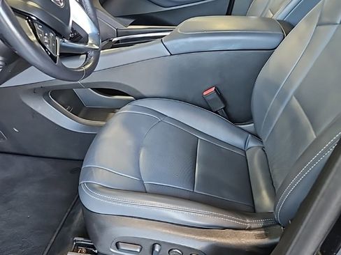 Used 2024 Buick Enclave Premium image 30