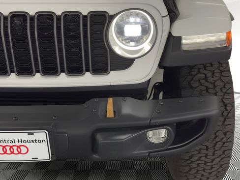 Used 2024 Jeep Wrangler Unlimited Rubicon 392 AWD/4WD image 11