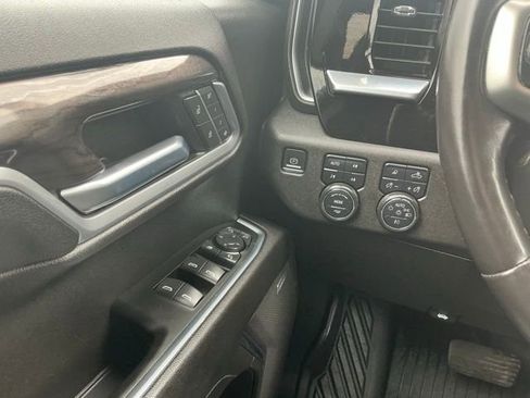 Used 2022 Chevrolet Silverado 1500 LTZ image 23