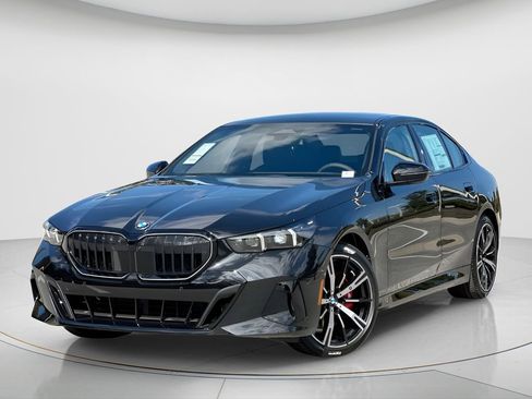 Used 2026 BMW 530i xDrive w/ M Sport Package image 1