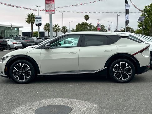 Used 2024 Kia EV6 Wind w/ Wind Technology Package RWD image 7