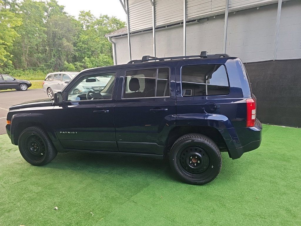 Used 2014 Jeep Patriot Sport w/ Power Value Group FWD image 7