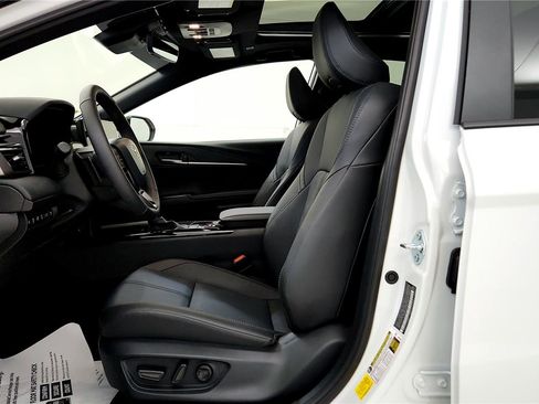 Used 2026 Toyota Camry XSE w/ Premium Plus Package AWD/4WD image 27