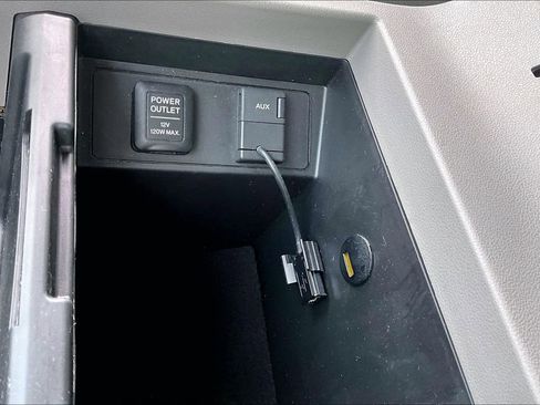 Used 2015 Honda Pilot LX image 15