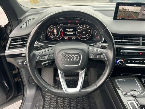 Used 2017 Audi Q7 3.0T Premium Plus w/ Premium Plus Package image 21