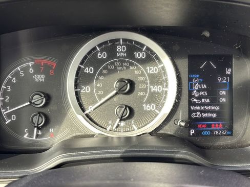 Used 2022 Toyota Corolla LE image 28