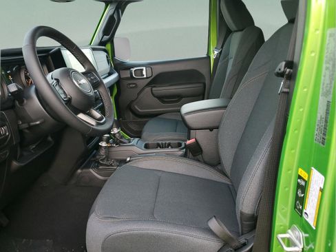 New 2026 Jeep Wrangler Sport S AWD/4WD image 18