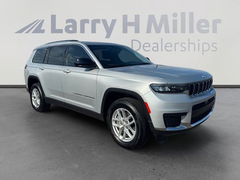 Used 2023 Jeep Grand Cherokee L Laredo AWD/4WD image 7