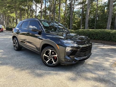 Used 2021 Chevrolet TrailBlazer RS w/ Technology Package FWD image 1