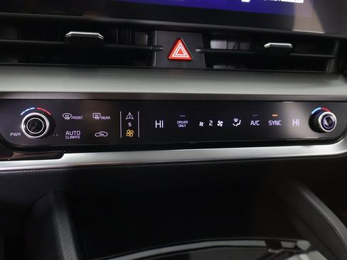 Used 2023 Kia Sportage EX image 48