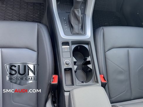 Certified 2025 Audi Q3 2.0T Premium Plus w/ Premium Plus Package image 23
