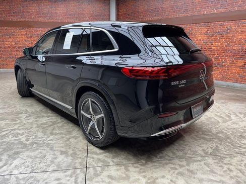 Used 2023 Mercedes-Benz EQS 580 4MATIC SUV image 3