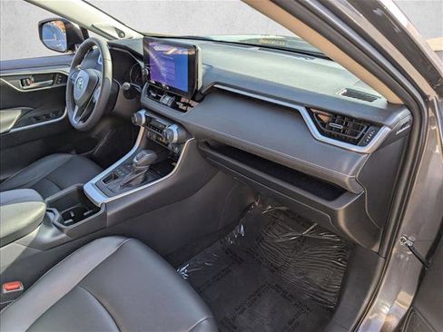 Certified 2023 Toyota RAV4 XLE Premium image 18