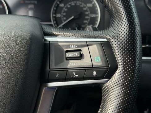 Used 2024 Mitsubishi Outlander SE AWD/4WD image 28