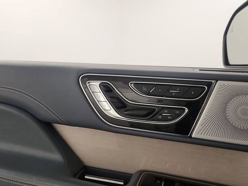 Used 2018 Lincoln Navigator Black Label image 14