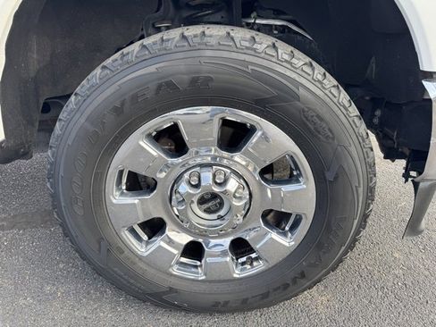 Used 2024 Ford F350 Lariat w/ Lariat Ultimate Package image 9