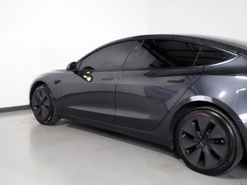 Used 2025 Tesla Model 3 RWD image 54